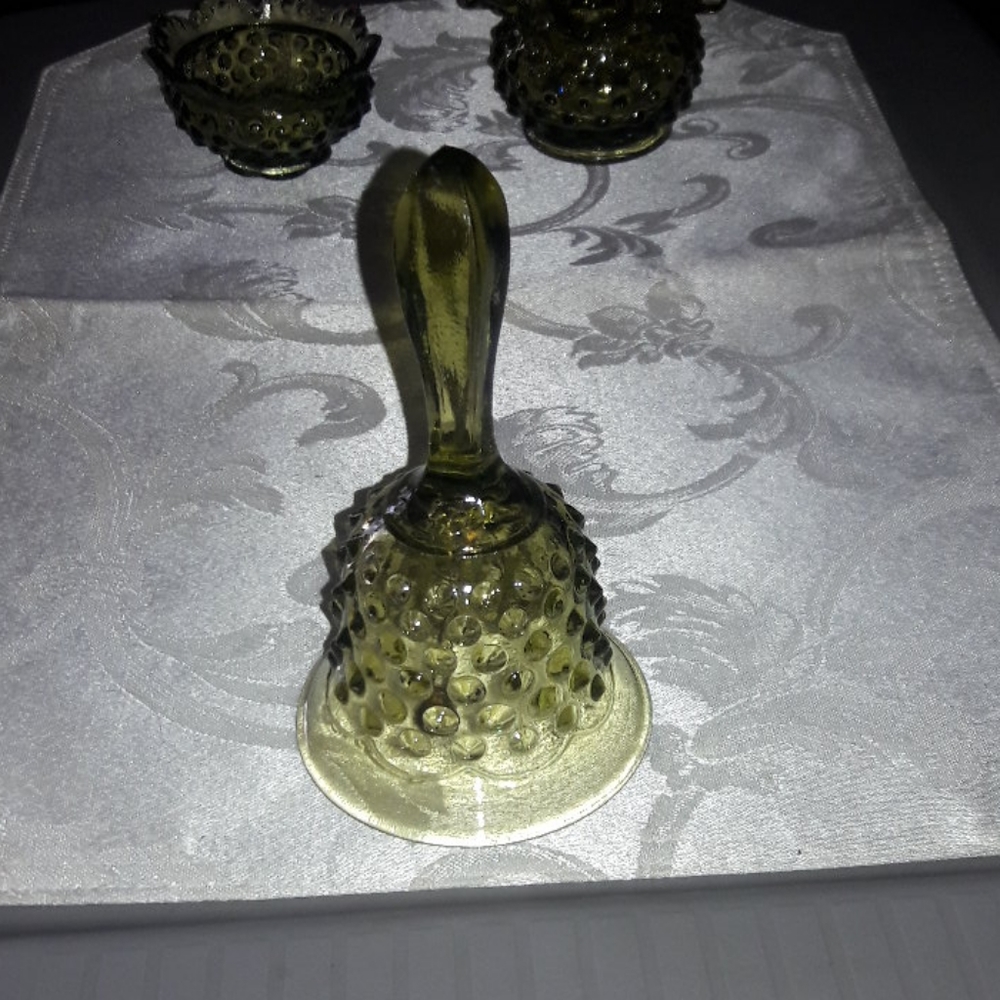 Vintage Fenton Glassware - Picture 3 of 6
